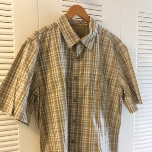 Carhartt Men’s XL vented shirt
